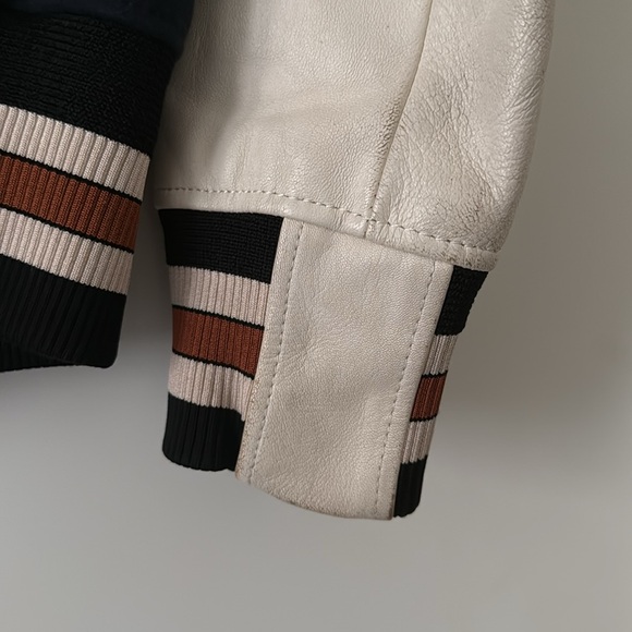 Coach lether sleeves varsity jacket in great condition - Picture 6 of 11